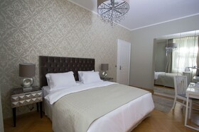 Vienna Suites
