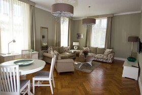 Vienna Suites
