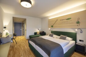 JUFA Hotel Laterns***s