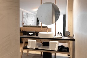 Amrai Suites