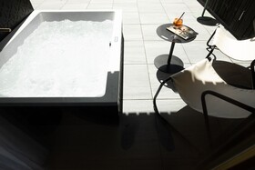 Amrai Suites