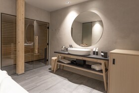 Amrai Suites
