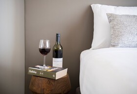 Abode Hotel Woden
