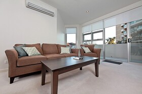 Accommodate Canberra-Trieste