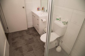 Greenleigh Central Canberra Motel