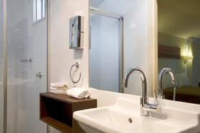 ibis Styles Canberra Tall Trees