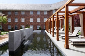 Little National Hotel