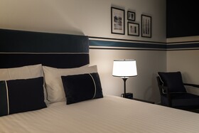 Ramada by Wyndham Diplomat Canberra