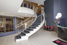Ramada Encore by Wyndham Belconnen Canberra