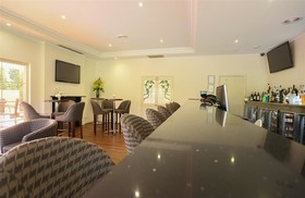Best Western Plus Hovell Tree Inn