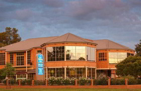 Best Western Plus Hovell Tree Inn