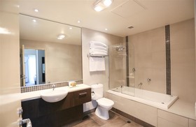 Best Western Plus Hovell Tree Inn