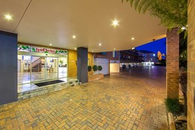 Best Western Plus Hovell Tree Inn