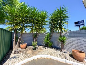 Garden Court Motel