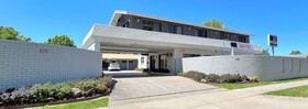 Garden Court Motel