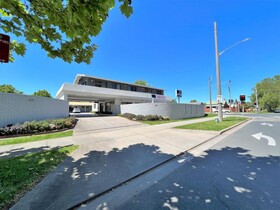 Garden Court Motel