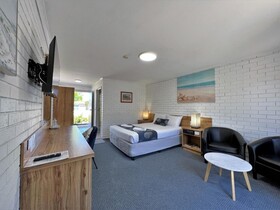 Garden Court Motel