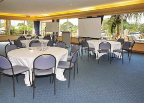 Lake Hume Resort