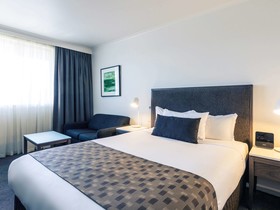 Mercure Albury