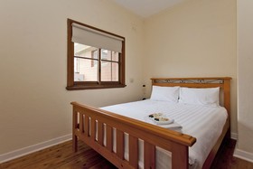 Red Brick Beauty Central Cottage