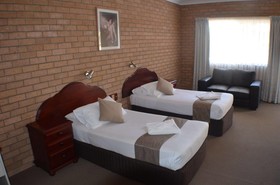 Deer Park Motor Inn & Restaurant Armidale