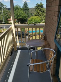Hideaway Motor Inn