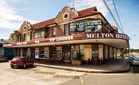 Melton Hotel