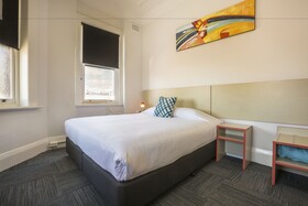 Melton Hotel