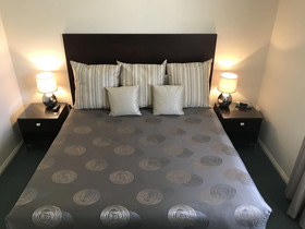 Sportsmans Motor Inn