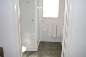 Sportsmans Motor Inn