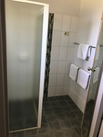 Sportsmans Motor Inn