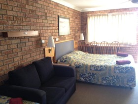Beach Drive Motel