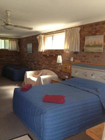 Beach Drive Motel