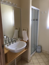 Pleasurelea Tourist Resort & Caravan Park