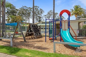 Pleasurelea Tourist Resort & Caravan Park