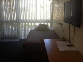 Bathurst Apartments