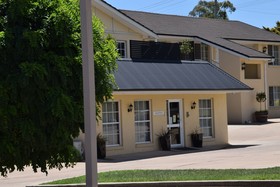 Best Western Coachman's Inn Motel