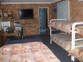 Snowdream Motel