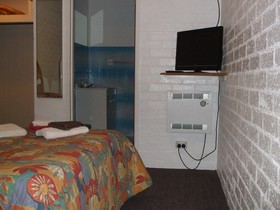 Snowdream Motel