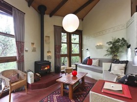 Kanimbla View - The Clifftop Retreat