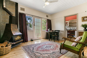 Carinya Cottage