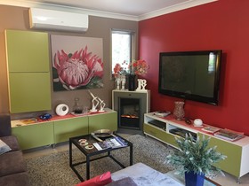 Crimson Villa