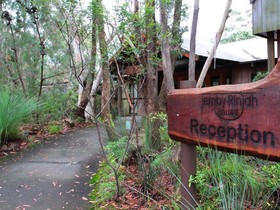 Jemby Rinjah Eco Lodge
