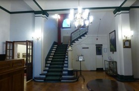 Jenolan Caves House