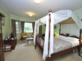 Lurline House