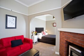 The Katoomba Family Hotel