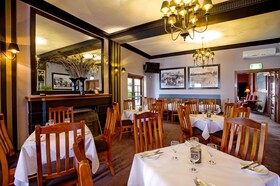 The Katoomba Family Hotel