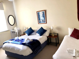 Victoria And Albert Guesthouse