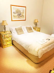 Victoria And Albert Guesthouse
