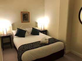 Victoria And Albert Guesthouse